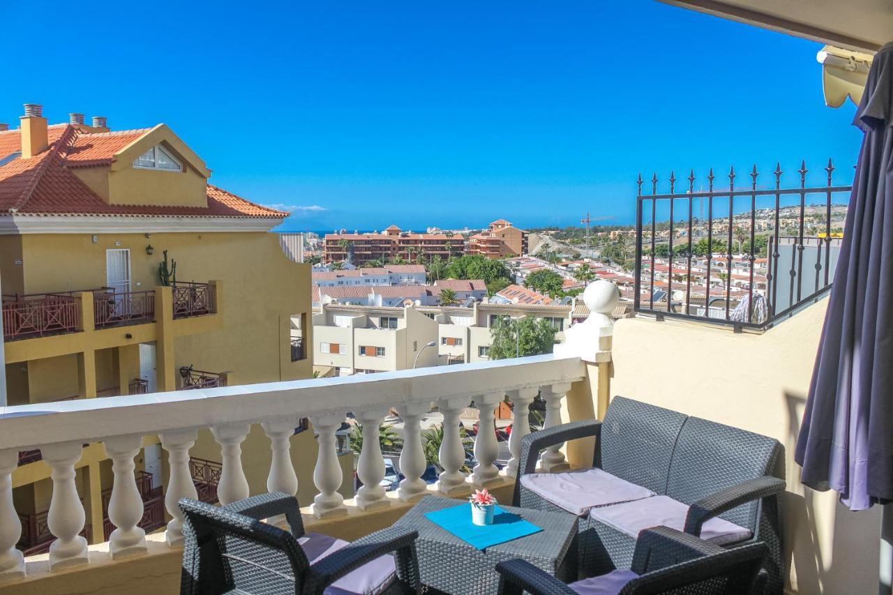 Castle Harbour Phoebe'S Flat Los Cristianos By Lovetenerife Exterior photo